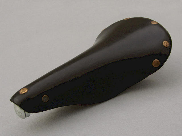 <------------------ SOLD ------------------> Ideale 90 saddle - early painted steel rails - Black - circa pre 1974 (NOS)
