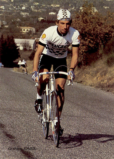 Graham Jones (1982)
