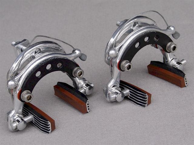 Brake Calipers - 01