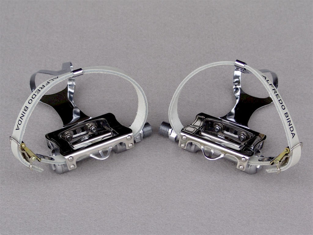 Pedals - 02