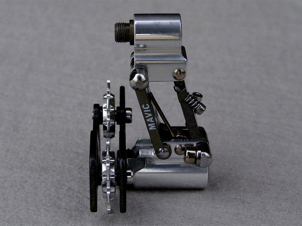 Rear Derailleur - 03