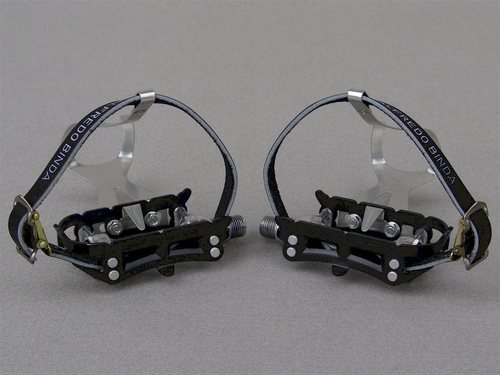Pedals - 03