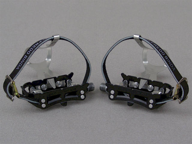 Pedals - 03