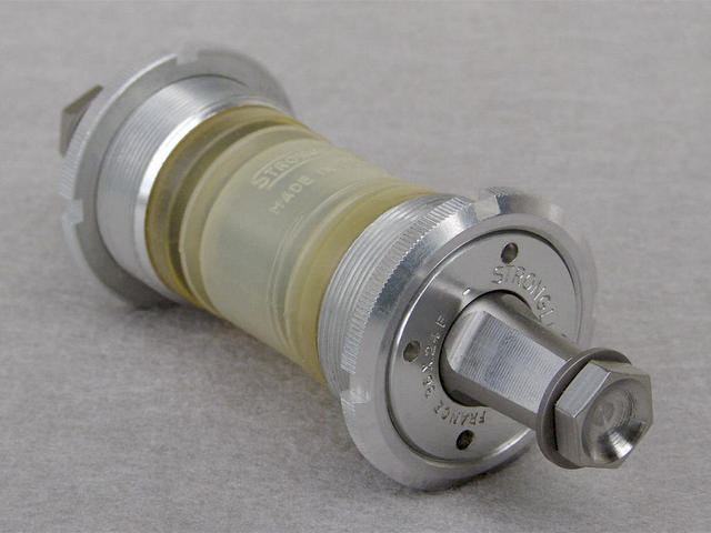Bottom Bracket - 01