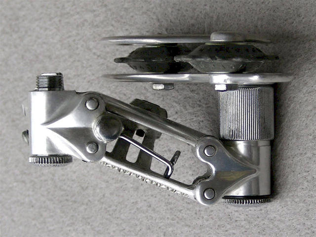 Rear Derailleur - 02