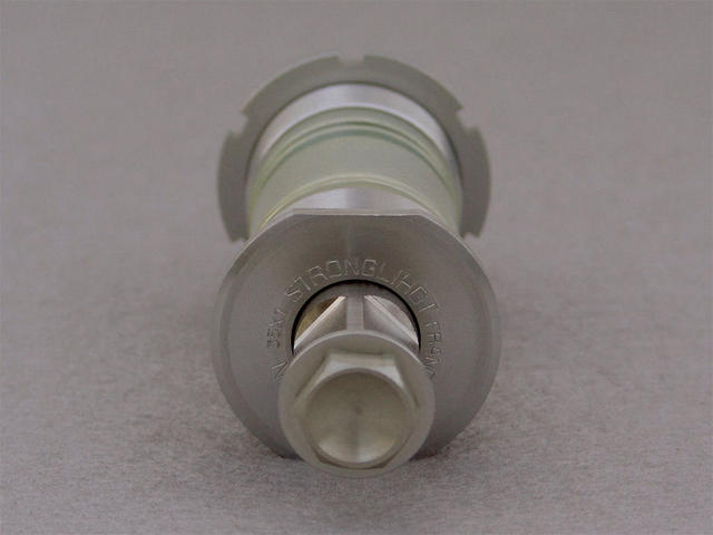 Bottom Bracket - 04