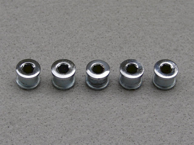 <------------------ SOLD ------------------> Stronglight chain ring bolts (USED)