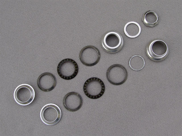 <------------------ SOLD ------------------> Stronglight A9 headset - aluminum - French thread (USED)