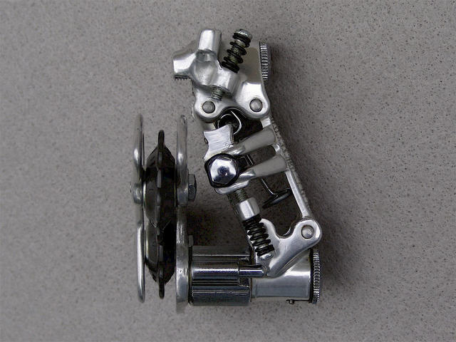 <------------------ SOLD ------------------> Campagnolo Nuovo Record 1020/A rear derailleur - 1973 (NOS)