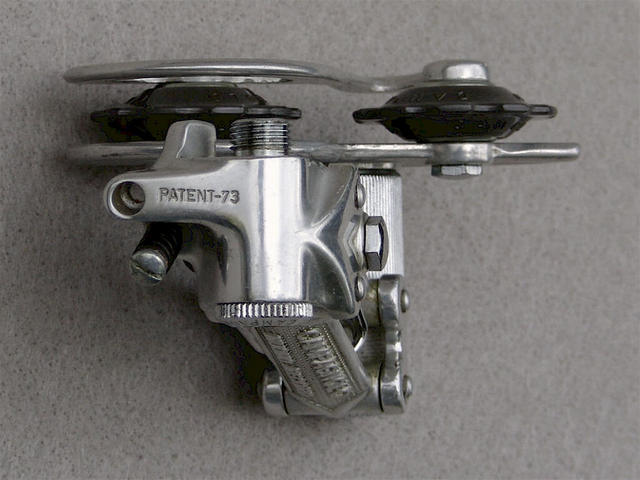 <------------------ SOLD ------------------> Campagnolo Nuovo Record 1020/A rear derailleur - 1973 (NOS)
