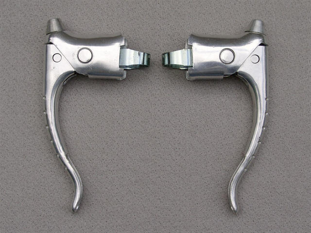 <------------------ SOLD ------------------> Weinmann 185-100 brake levers (NOS / BLEM)