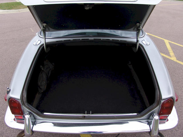 1973 Jaguar XJ6 Sedan