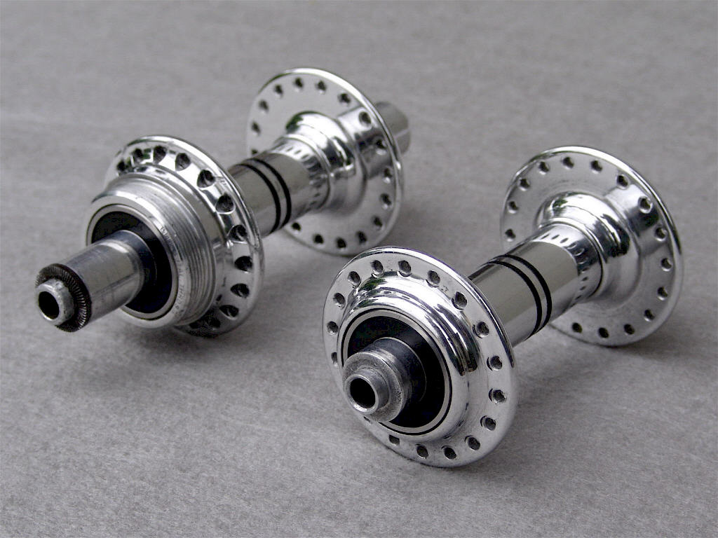 <------------------ SOLD ------------------> Weyless quick release hubset - 100 / 122 mm OLD - English thread (REBUILT)