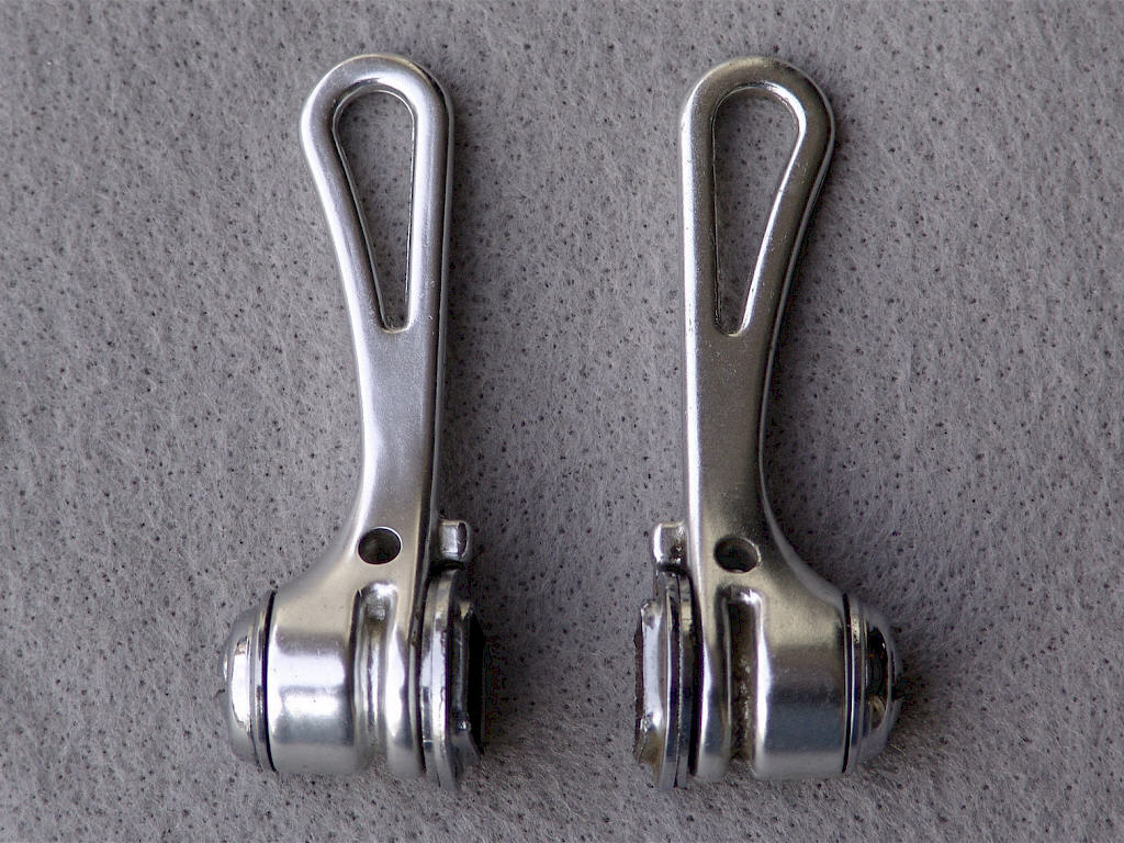 <------------------ SOLD ------------------> MAVIC 820 shift levers - retrofriction design (USED)