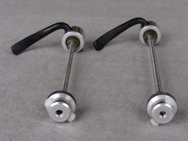 <------------------ SOLD ------------------> Pino Morroni quick release mechanisms - titanium - 1st edition (NOS)[*]