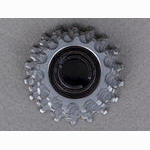 <------------------- SOLD ----------------> SunTour New Winner freewheel - narrow 6 speed - 13/18 - English thread (USED)