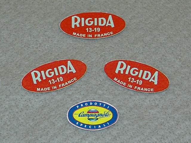 <--------------- SOLD OUT ---------------> Rigida 13-19 700c rim decals - Reproductions (NEW)