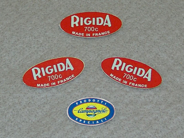 <--------------- SOLD OUT ---------------> Rigida 1622 700c rim decals - Reproductions (NEW)