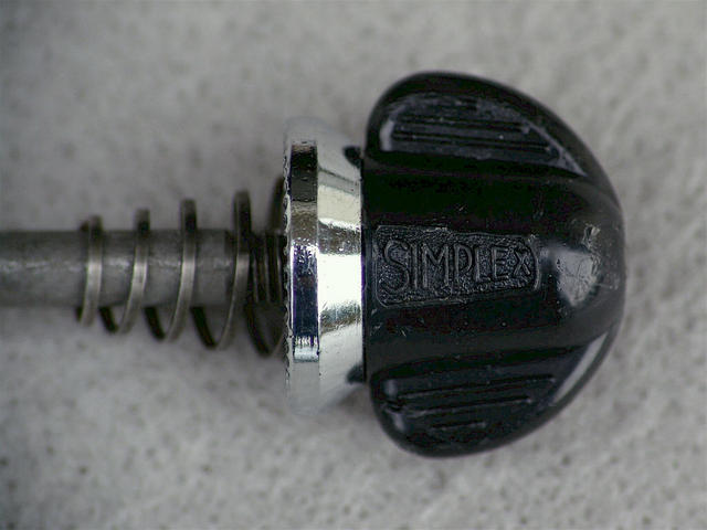<------------------ SOLD ------------------> Simplex SX 3607 quick release mechanisms - circa 1975 to 1979 (USED)