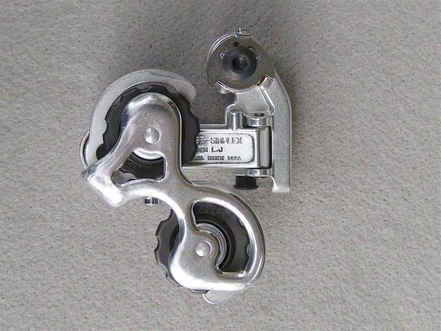 <------------------ SOLD ------------------> Simplex SLJ 6600 T/SP rear derailleur (USED)