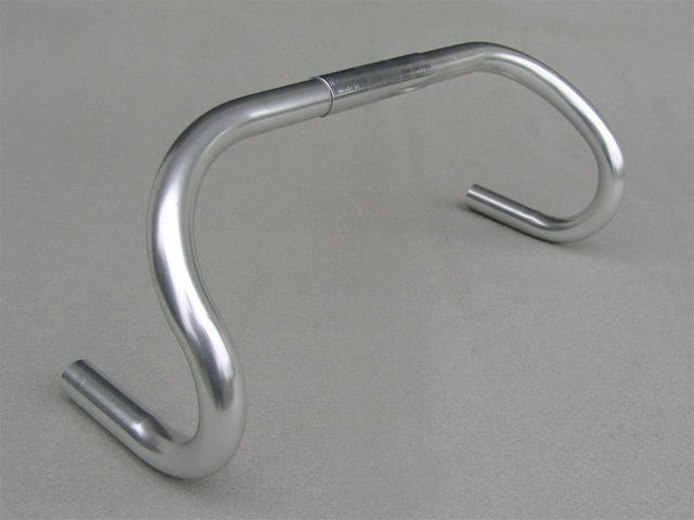 <------------------ SOLD ------------------> MAVIC 350 handlebars - 43 cm C-t-C (USED)